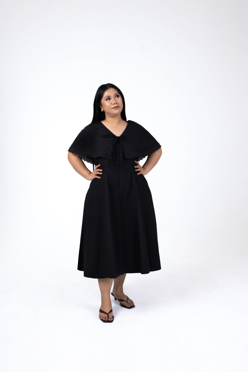 Evelyn Capelet Poplin Midi Dress in Black